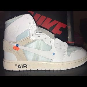 Jordan 1 off white